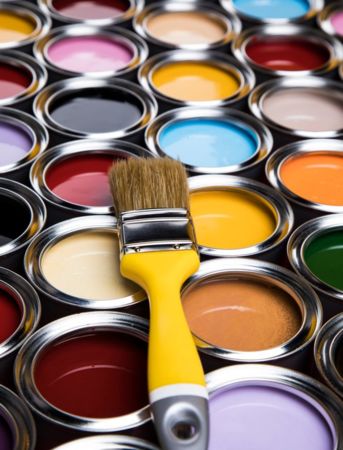 Pots de peinture atelier